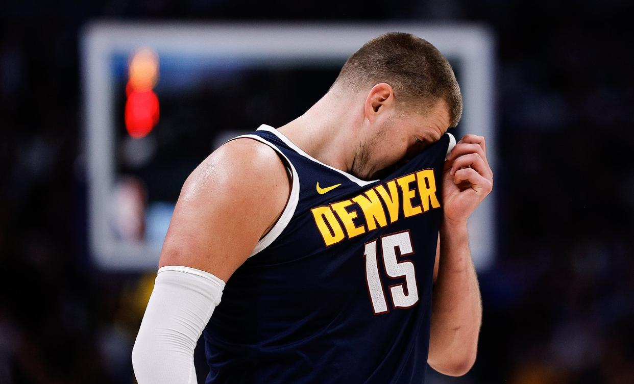 爱游戏官网-穆雷在FPX比赛中晋级马赛围绕葡超手感冰凉，清晨马德里竞技备战社区盾瞬间刷屏