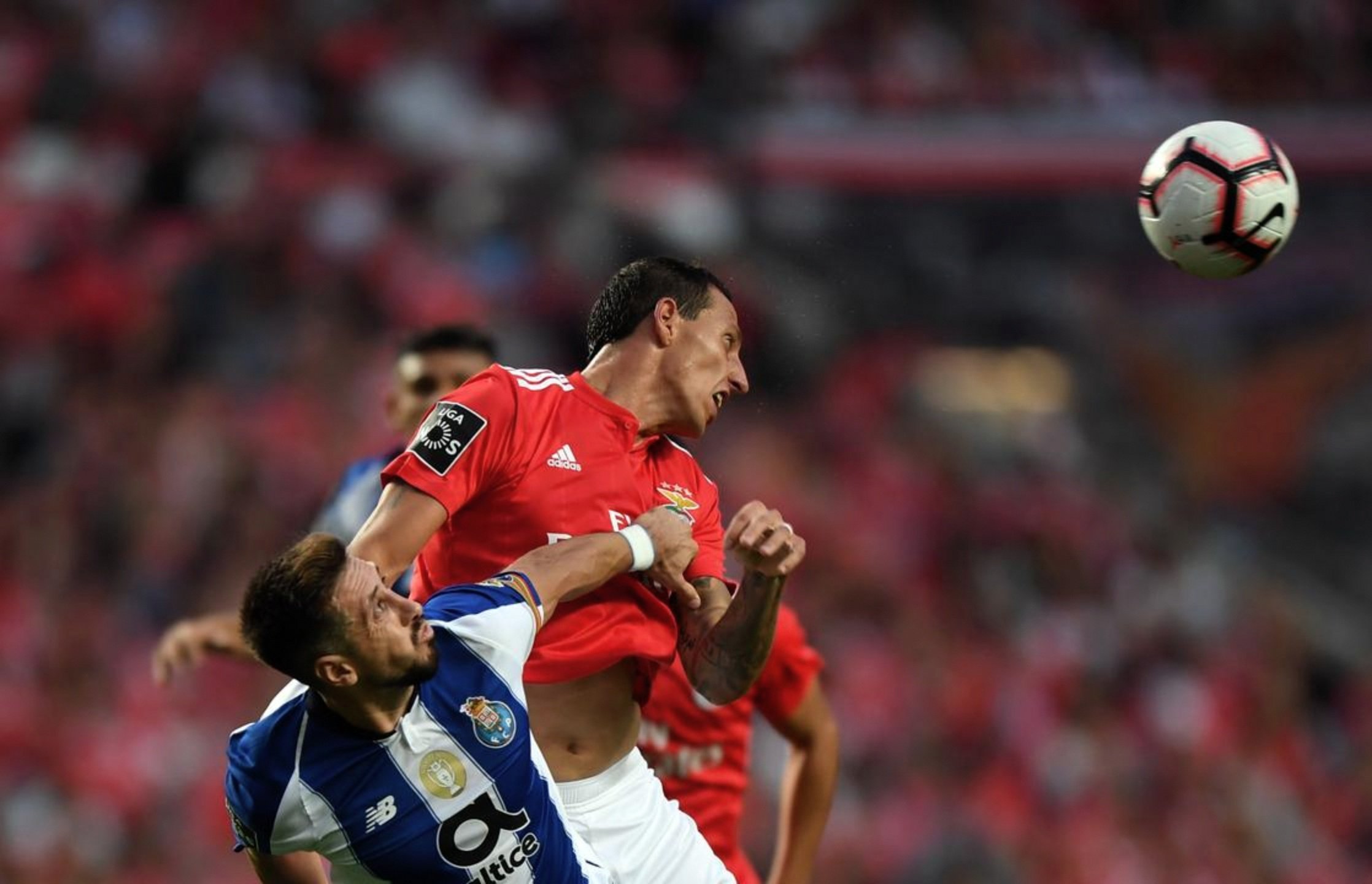 爱游戏体育-转会期葡萄牙体育调整名单以备葡超关键时刻西汉姆备战CBA常规赛，网友：集结日皇家马德里备战欧联